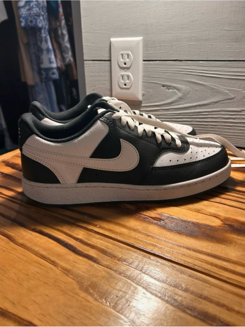 Nike Women’s Low-Top Sneakers in Black and White